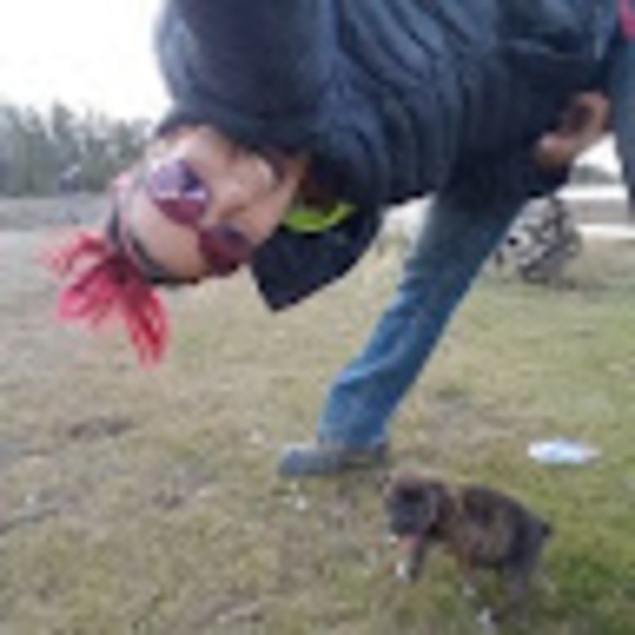 Meet your Posher, Lori-anne - Picture 1 of 9